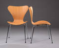 Arne Jacobsen, Par Syver stole, model 3107 2