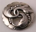 Broche af sterlingsølv, Georg Jensen, dessin nr. 20