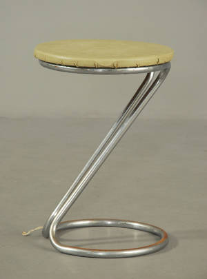 Ubekendt arkiteket. Klaverstol, forkromet jern, betrukket med skai