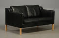 Stouby Møbler - 2-pers. sofa med sort læder 