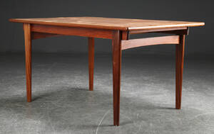 Spisebord af teaktræ, 1960erne, dansk møbelproducent 2