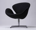 Arne Jacobsen. Svanen. Lænestol, model 3320, Milani Noir