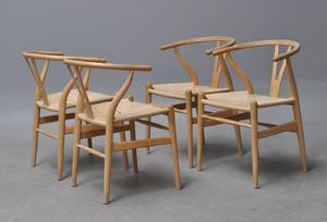 Hans J. Wegner. Fire stole af bøg, model CH-24 4