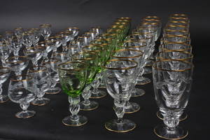 Lyngby Glas. Glasbesætning, Mågeglas med guldkant. 61