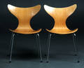 Arne Jacobsen, Mågen, par spisestole model 3108 2