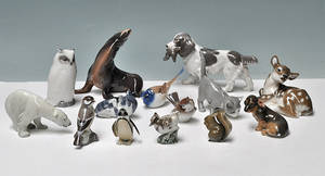 En samling figurer af porcelæn, BG., Kgl. P., samt Lyngby14