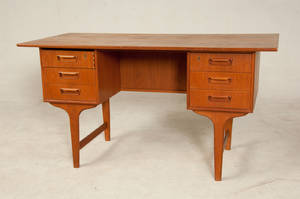 Freistehender Schreibtisch in Teak