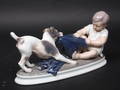 Dahl Jensen figur dreng med hund nr. 1072 