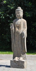 Tibetansk Buddha af sort, patineret marmor