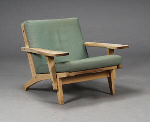 H. J. Wegner. Lænestol, model GE375
