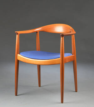 Hans J. Wegner. Armstol, The chair  JH-501, mahogni Denne vare er sat til omsalg under nyt varenummer 4033662