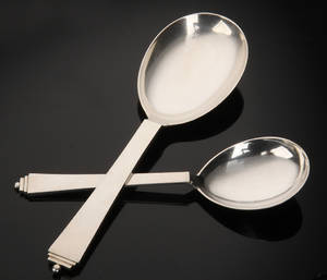 Harald Nielsen for Georg Jensen. `Pyramide´ serveringsskeer af sterlingsølv 2