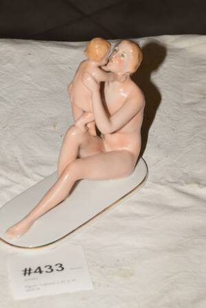 Figurin Tyskland, L 20 cm, H 18 cm