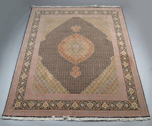 Persisk Tabriz tæppe, 298x250 cm. Denne vare er sat til omsalg under nyt varenummer 4025006