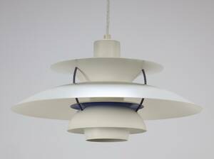 Poul Henningsen 1894-1967. PH5 pendel, hvid