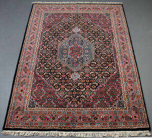 Indisk Bidjar 165 x 231 cm. 