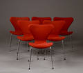 Arne Jacobsen. Sæt på seks stole syveren, model 3107 6 