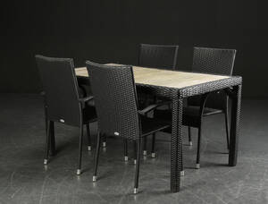 Havebord med fire armstole 5