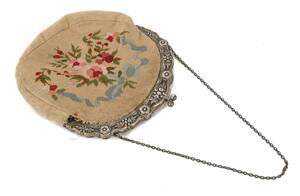 Aftonväska i silver, 181900-tal