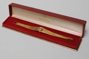 Vintage Omega damearmbåndsur af 18 kt. guld