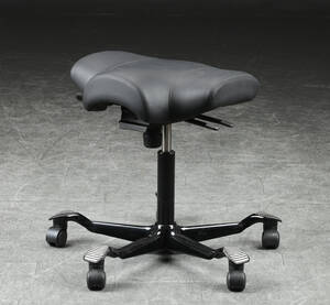Håg. Kontorstol, model Capisco