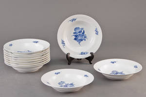 Kgl. P Blå Blomst dybe tallerkner 11