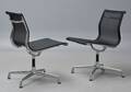 Charles Eames. Et par stole, model EA-106 - sort net 2