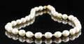 Fresh water pearl necklace in 9kt  