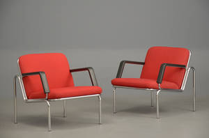 Par lænestole af forkromet stål med uld, armlæn i sort plast, 1970erne 2