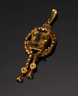 Vedhæng i vintagestil, 18 kt guld med citrin. 