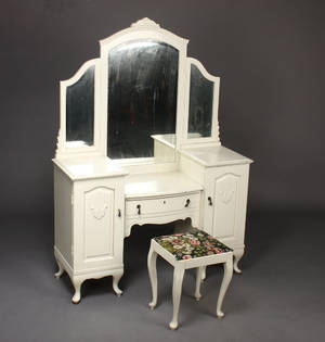 Sminkebord med skammel 2 