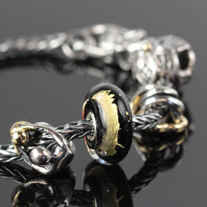 Troldekugler armbånd i sterling sølv og 18 kt. guld