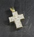 Kreuzanhänger in Gold  mit Diamanten, ca. 0.50 ct.