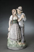 Royal Copenhagen. Figur af porcelæn  Henrik og Else nr 3049 