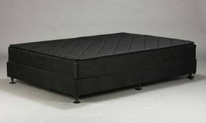 Dobbeltseng, 140x200 cm, model Claudio