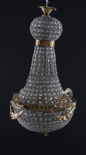 Ljuskrona i gustaviansk stil