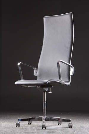 Arne Jacobsen. Højrygget Oxford kontorstol, model 3292