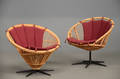 2 ringformede lænestole i bambusflet, hynder med uld, 1960erne 2 