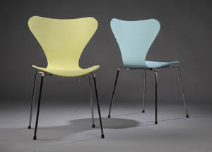 Arne Jacobsen 1901-1972. Par stole model 3107. 2