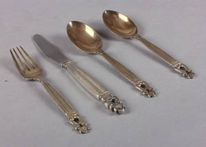 Georg Jensen KongeAcorn bestik 4