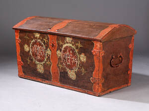 Barok kiste af malet egetræ, 1700-tallet