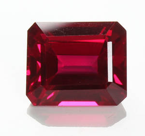 Uindfattet rubin. Ca. 18.55 ct