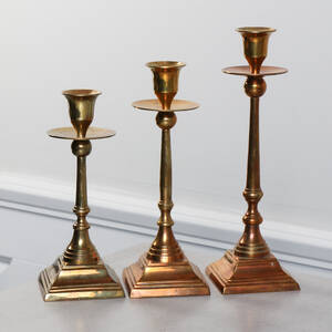 LJUSSTAKAR, 3 st, mässing