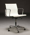 Charles Eames. Kontorstol EA-117