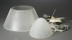 Philippe Starck for Floss, pendel model Romeo Moon.