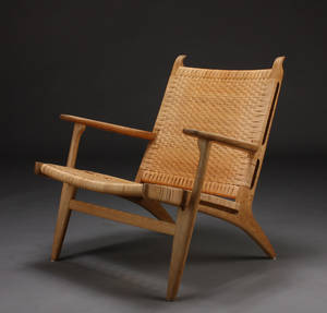 H. J. Wegner. Lænestol, model CH-27