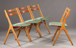 Dansk møbelproducent. Spisebordsstole af teak og eg. 4