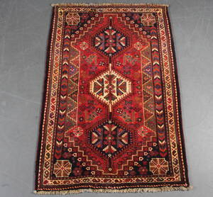 Persisk Shiraz. 190x130 cm.