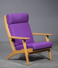 Hans J. Wegner, lænestol af massiv eg, model 290 A