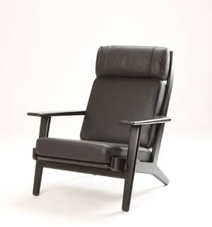 Hans J. Wegner. Højrygget lænestol af eg, model GE-290  Denne vare er sat til omsalg under nyt varenummer 4254816